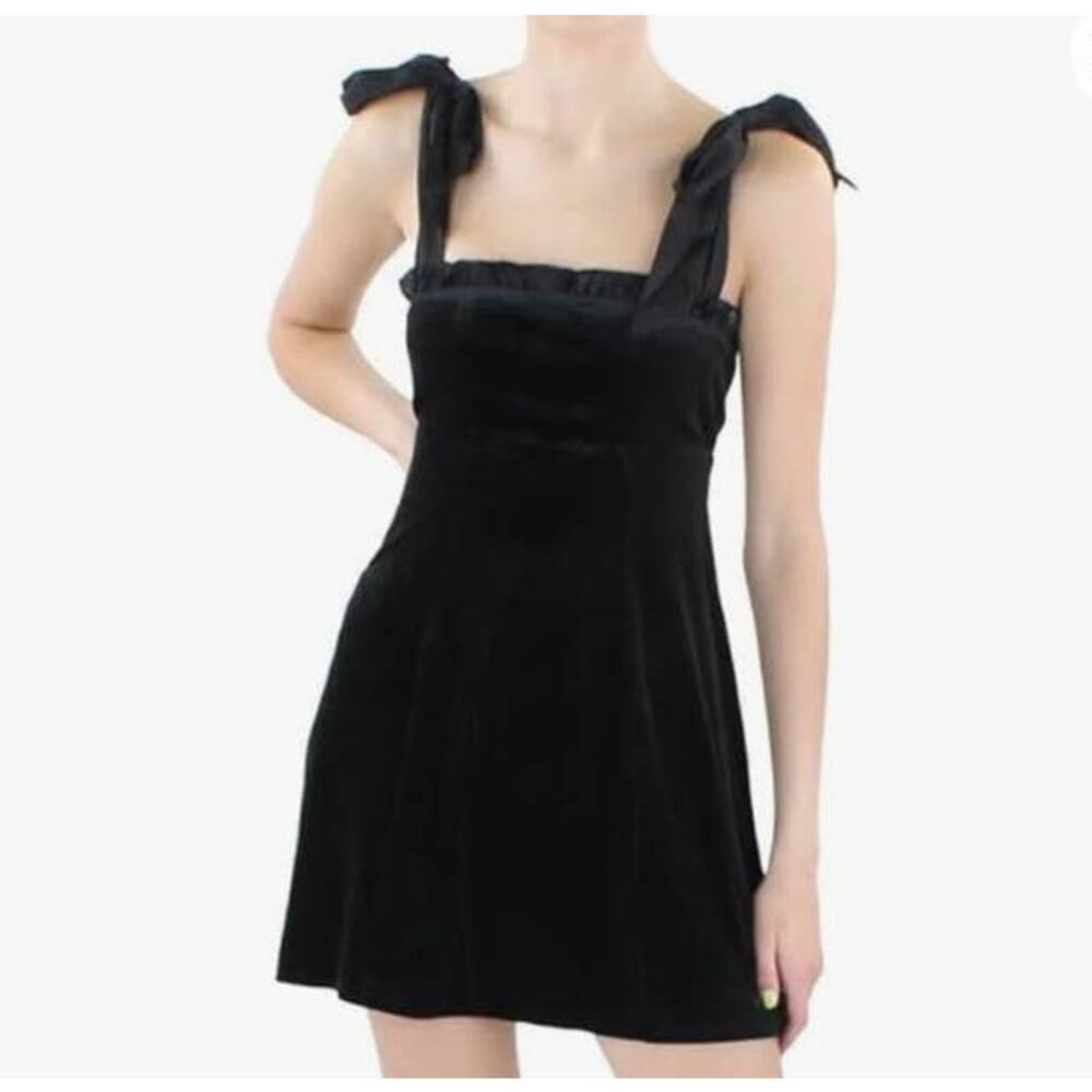 NWT Danielle Bernstein Satin Ruffle & Straps Velvet Mini Cocktail Prom Dress M